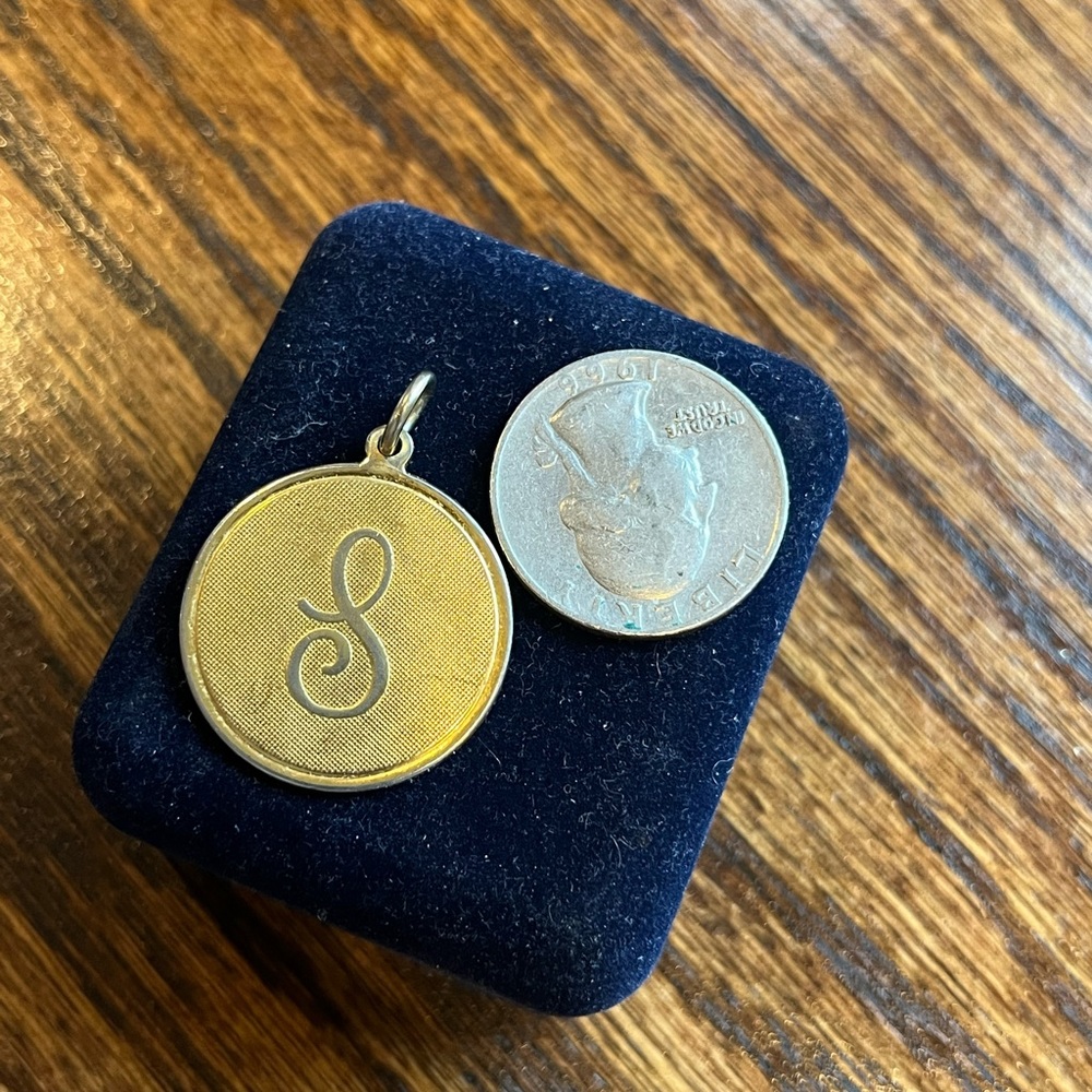 S charm antique gold